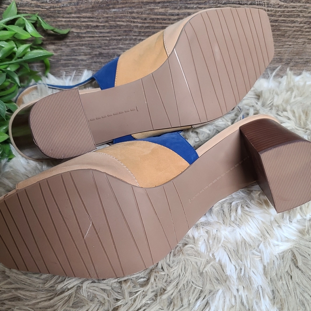 Vaneli Heels - Picture 4 of 6